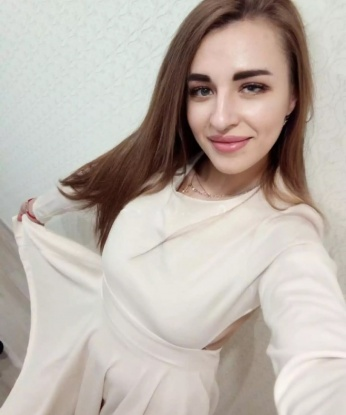 💋 Я счастлива приятно удивить тебя своими услугами и умением угодить. Что желаешь? 💭 Мои возможности безграничны: от нежных эротических массажей до экстазных игр. 🔥 Принимаю индивидуально в уютной атмосфере или могу приехать к тебе. ✨ Доверься мне, и я позабочусь о твоих желаниях и потребностях. 💕 Обратись ко мне, чтобы испытать настоящее удовольствие! 😉 Отзывы и фото на моей странице, жду тебя, чтобы сделать время в Москве незабываемым. 😘 Ирина